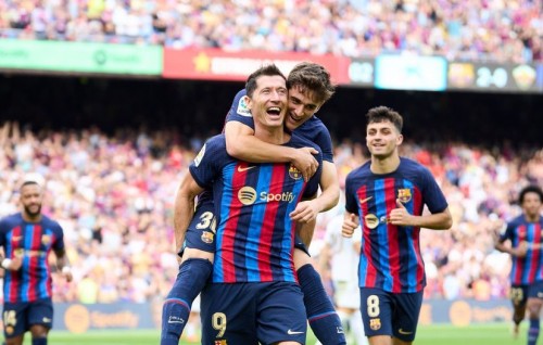 Kulhuntheriyaku madhukoh kulhunu Elche balikoh, Barca 1 vana ah jehilaifi