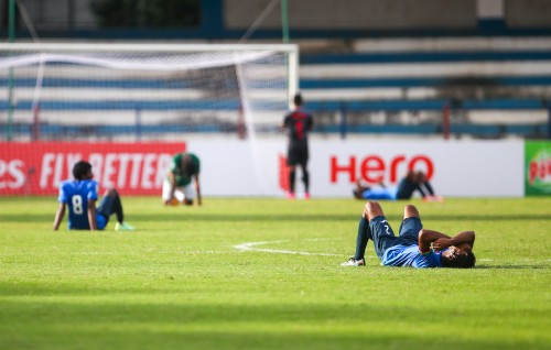 ''Mi fennanee dhivehi raajje baavaeve. heeves nuve eve''