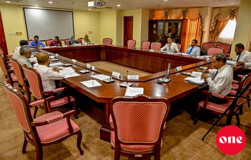 One Photo: Education Ministry ge beyfulhun majlis ge gavaaidhu committee ah