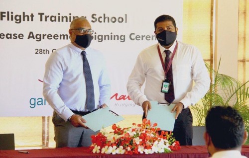 Flying School hingan Island aviation aai Gan airport aa dhemedhu ehbbasvumehgai soikoffi