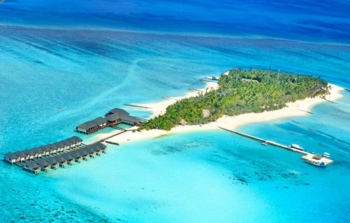 Two tourists in Summer Island monitored to Coronavirus, resort on lockdown