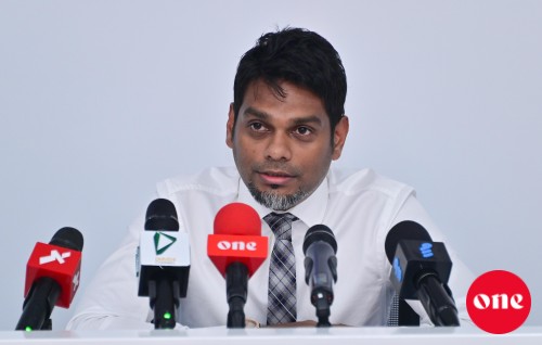 Siyaasathu reyvumuge thajuribaa'aa eku Amru MDP ge Chairman kamaa dhimaa ah