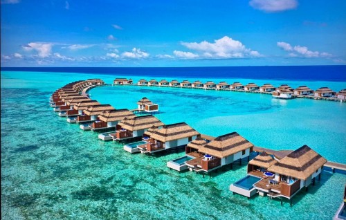Resort thakuge falhu sarahahdhu 1,000 meter ah ithurukoh, 500 meter ah 100,000 dollar dhakkan jehey goiy hadhaifi