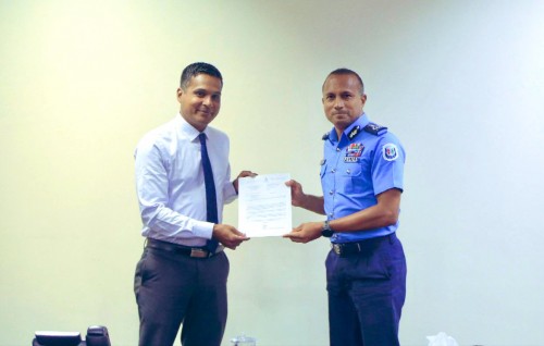 Interpol gai masakkaiy kuraa furathama dhivehi fuluhakah Rilwan