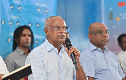 Masverikamuge sinaa’athah dhimaa vefaivaa massalathah anna aharu hallu kureveyne: Raees