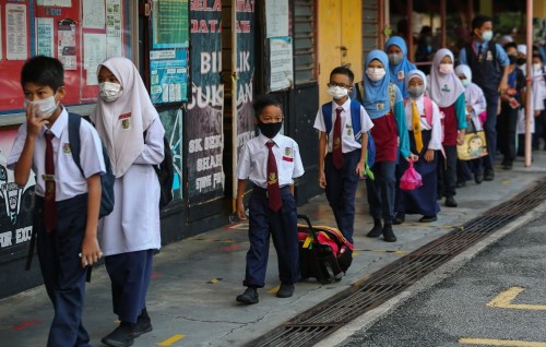 Malaysia inn veythuvedhiya 24 gadi irutherey record adhadhakah Covid case fenihjje