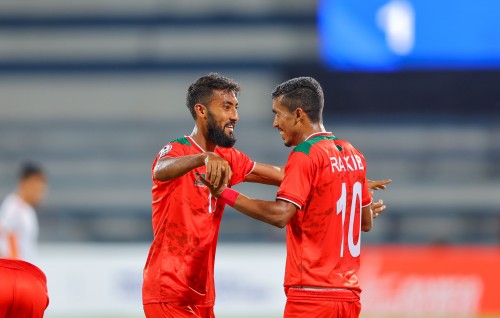 Bangladesh gaumee team 2 bayakah bahaalanee, Diamond jubilee mubaaraathahves senior team eh 