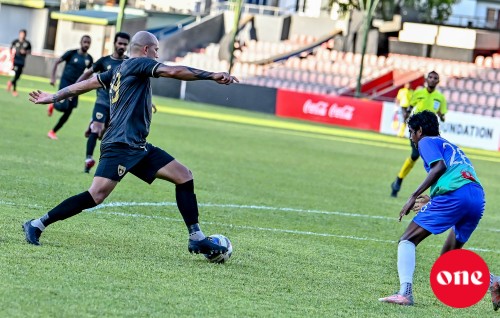 Goathi guruathulun nunimeythee Dhivehi premier league ge match thah anekkaaves faskoffi