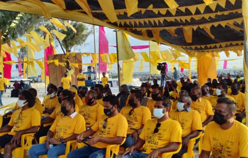 Komandoo gai kuriah gendhaa siyaasee rally thah medhukandaalan erashu council in angaifi