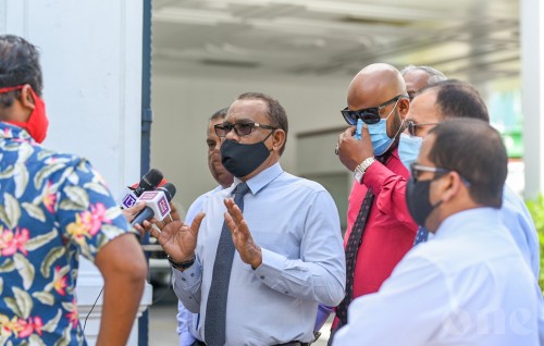 Raees Yameen ge hasmunah nuvaathee idhikolhu faraaithakah High Court ge registrar aa bahddhaleh nuvi