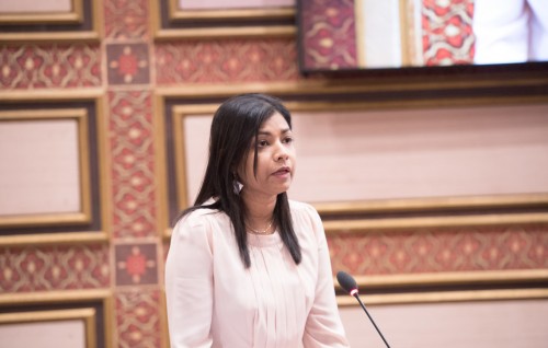 Rozainage nanves ihvvavaifi, thalhumun nunikunnevumun majilis medhukandaalaifi