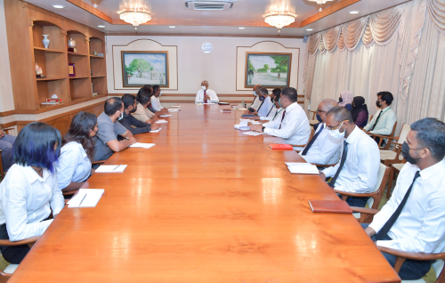 Flying school ge dharivarun ge kiyevun december gai feshumah masahkaiy kuranee