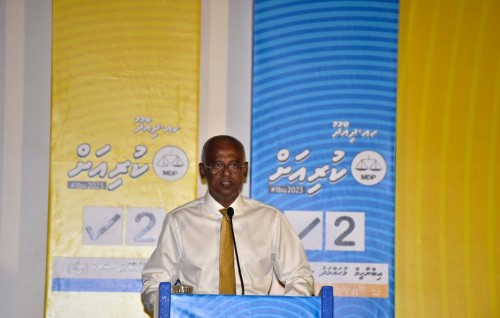 Dhidhdhoo  gai Airport eh hadhan manifesto gai himanaanan: Raees