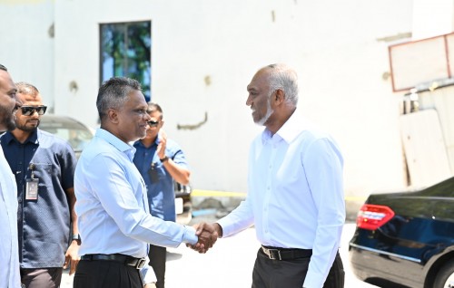 2 aharun fenunee Male' City Council ah masahkaiy nukurevunu thann: Raees 