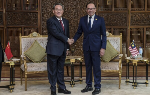 China-Malaysia ties set example for the region: Premier Li