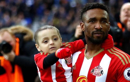 Umurun 39 aharugai Defoe, football in retire koffi
