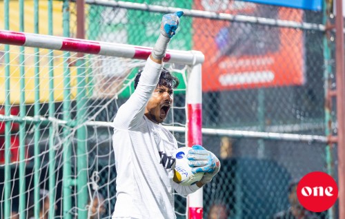 Varugadha Thimarafushi katuvaalai Kaashidhoo quarter ah, anekkolhun nukunnaanee Vilimale