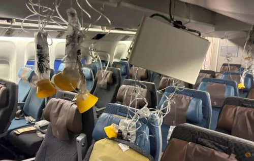 One dead and several injured after SIA flight encounters severe turbulence