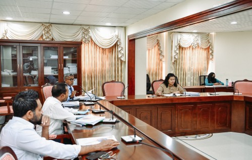 Kudhinnah fiyavatheege furaalhah neyrey goiy hadhan Gender ah anganee