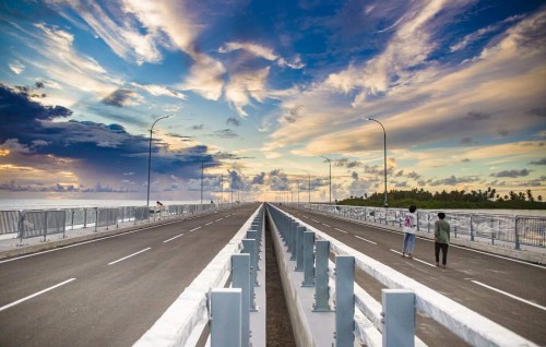 Addu city Hankede bridge hulhuvaalafi