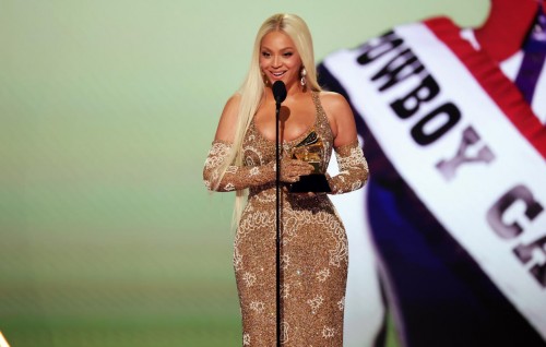 Grammy 2025: Beyonce ah top country album award