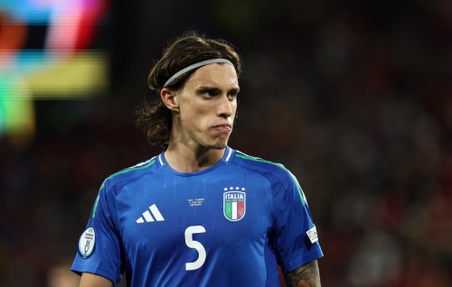 Italy ge thari Calafiori hoadhan Arsenal in kuri furathama bid naakaamiyaabu