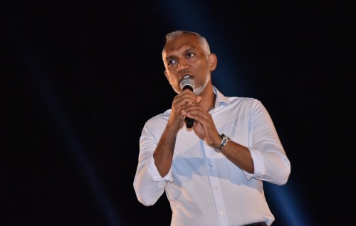 Flat thah thalhaalaafai alun hadhai nimendhen ves ethanthan maraamaathu kohdheyn jehey: Muizzu