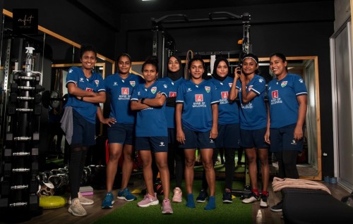 Gaumee zuvaan team thakashaai, anhen team ah gonjehun thakeh!