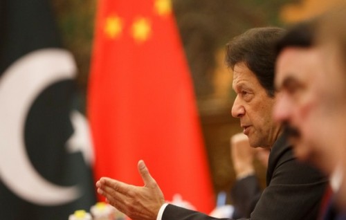 Pakistan ge dharani ithuruve, Imran hoonu fenah vettifai fanikoh, China aa eku investment forum eh