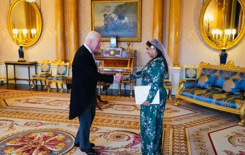 Iruthishaam, safeerukamuge faiykolhu UK rasgefaanah aruvaifi