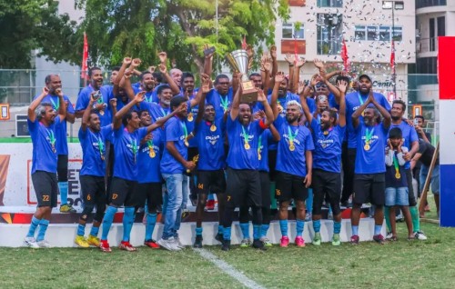 Hulhumale Veterans in jehijehigen 3 vana faharah Veterans mubaaraaiyy kaamiyaabu koffi