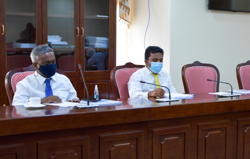 Massala balamun dhanikoh isthiufaadhevvaa fandiyaarunnah vakeelukan nukurevey goi hadhanee