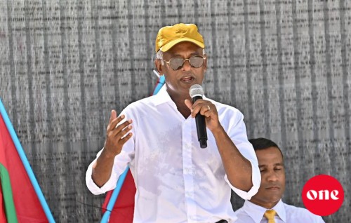Kuriah oiy 2 dhuvahu nidhaane kameh neiy, campaign giyaru mathi kollaa: Raees