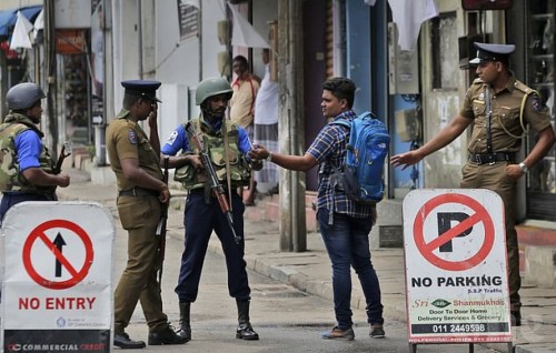 Ministry advises Maldivians to obey laws abroad