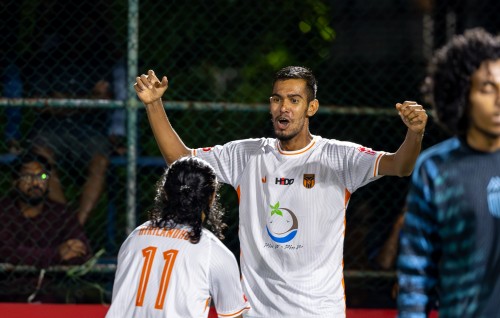 Hirilandhoo atoll semi ah, Champion Thimarafuttahves 2 vana molheh