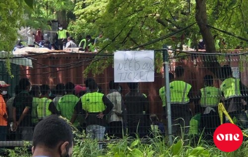 Bidheyseenge Dhivehi Raahjje: Goahee bidheyseentha noonee Dhivehintha?
