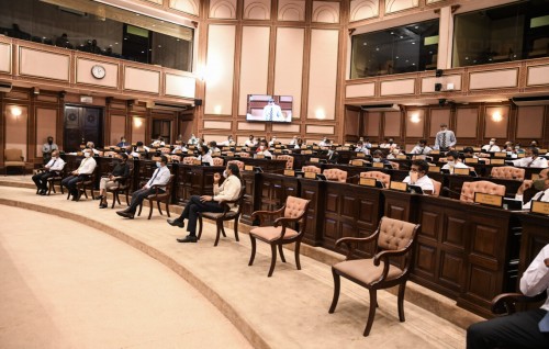 Raees Nasheed ge verikamugai hingi kamah bunaa corruption ge mahssalaige garaaru beyrukollaifi
