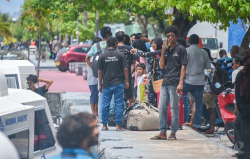 BREAKING: 10 meehunnah vure gina meehun home quarantine ah dhaa nama, 3 dhuvas hamanuvaa PCR negative natheejaa eh beynunvaane