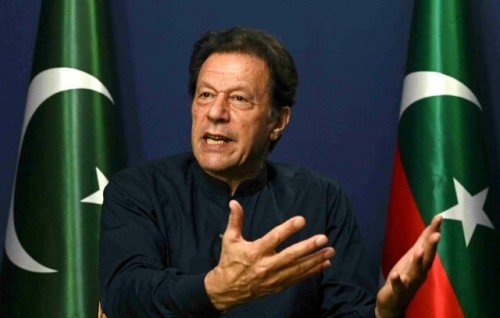 ‘Don’t have a problem with army chief,’ Imran Khan says