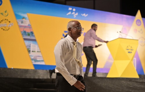 Dhidhdhoo binn hikkumuge masahkaiy anna mahu fesheyne: Raees