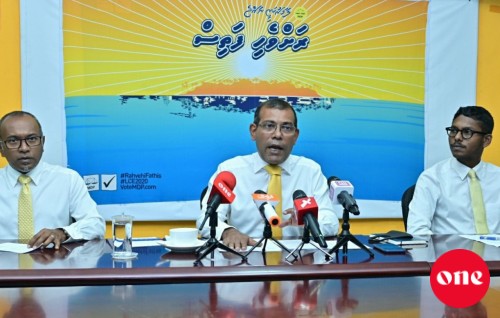 Miee vaadhaverin thin balikuran nukunna faharu, bodu bayyakun bali kuraanan: Nasheed