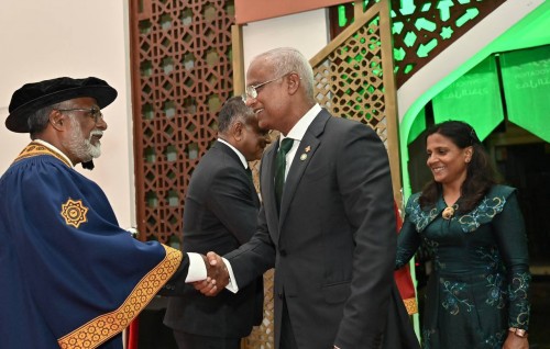 Amaazakee IUM akee dheenuge sah'ha ageedhaa fathuraa mi sarahaddhuge enme bodu marukazah hedhun: Raees