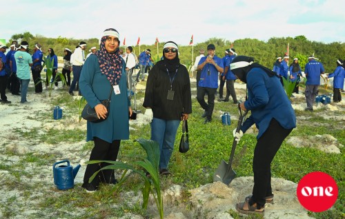 5 Million gas indhumuge programge dhashun 8 lakka ahvvure gina gas indhaifi