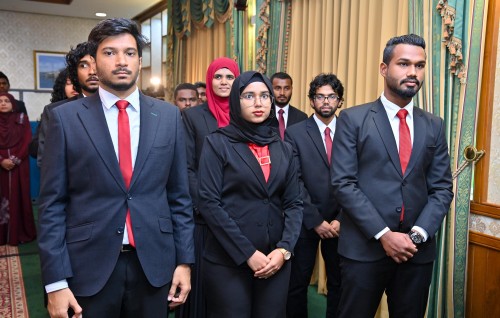 Photo: Raees ah lafaa dhey zuvaanunge committee ifthithaah kurun