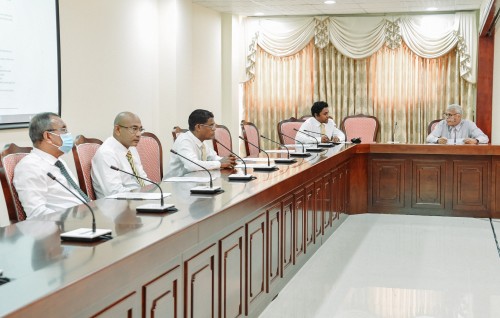 Philippines gai haalugaijehunu dhivehinge haalathu balai kankan hallukodhdhinumah haarijee Committee inn nimmaifi
