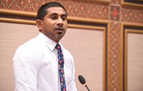 Galolhu dhandu ge mashroo aa behey gothun Mahloof aa suvaalu kuranee