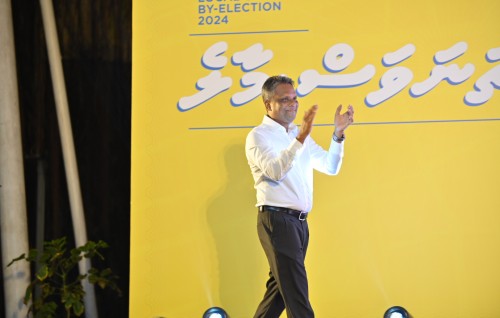 Mayor ge magaamah inthikhaabu vehjje nama hamastherey bulhaathakah haassa park eh hadhaanan: Azim