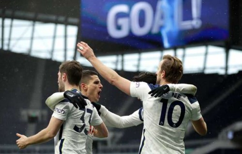 Kane enburi aiss Tottenham molhu kohdheefi