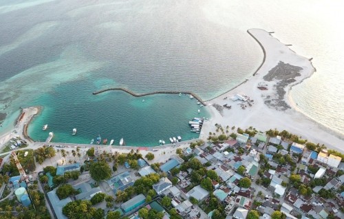 Haassa eheeah beynunvaa meehunge marukazuge positive case ge adhadhu 100 inn mahcchah, maa kurin inzaaru dhin!
