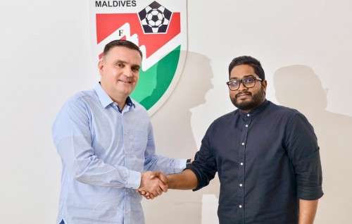 Berber faisaa FIFA ah dhakkaifi, Koopman aai Rene ahves dharani adhaa kuran masakkaiyy kuranee